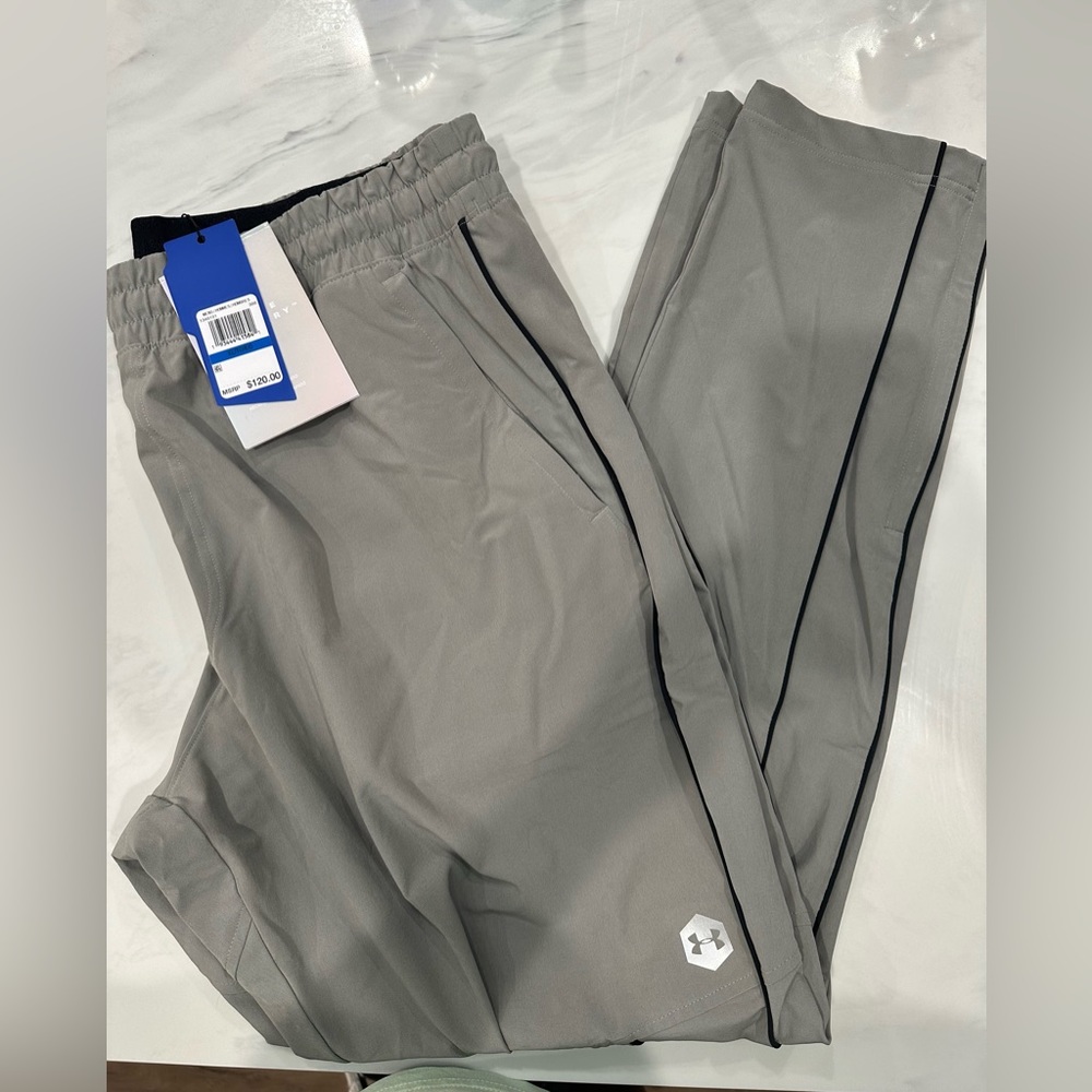 NWT Under Armour Sz XL